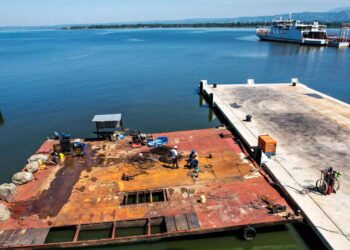 LAKE VICTORIA DREDGING | PHOTO COURTESY